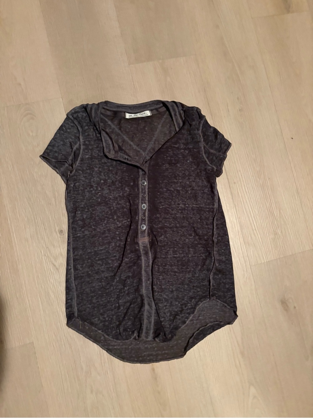 We The Free Washed Black Short Sleeve Henley size small